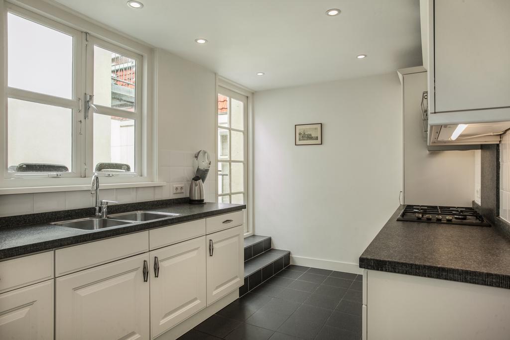 Stayci Serviced Apartments Noordeinde La Haye Extérieur photo